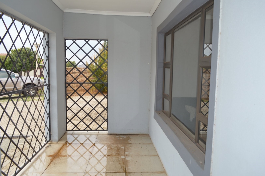 5 Bedroom Property for Sale in Flamwood North West